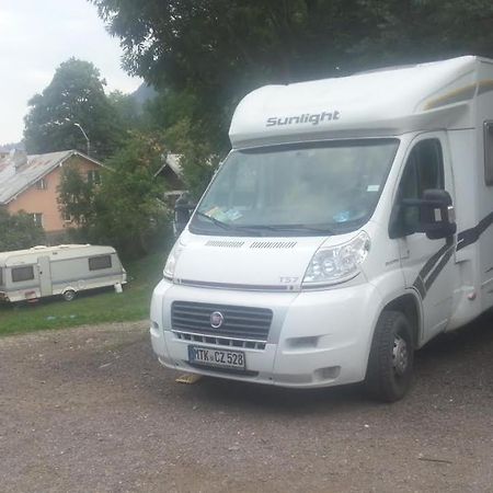 Camping Aviator, Numai Teren, Campare Pentru Rulote Autorulote Personale, Campingul Nu Are Rulote !!! Buşteni Eksteriør billede