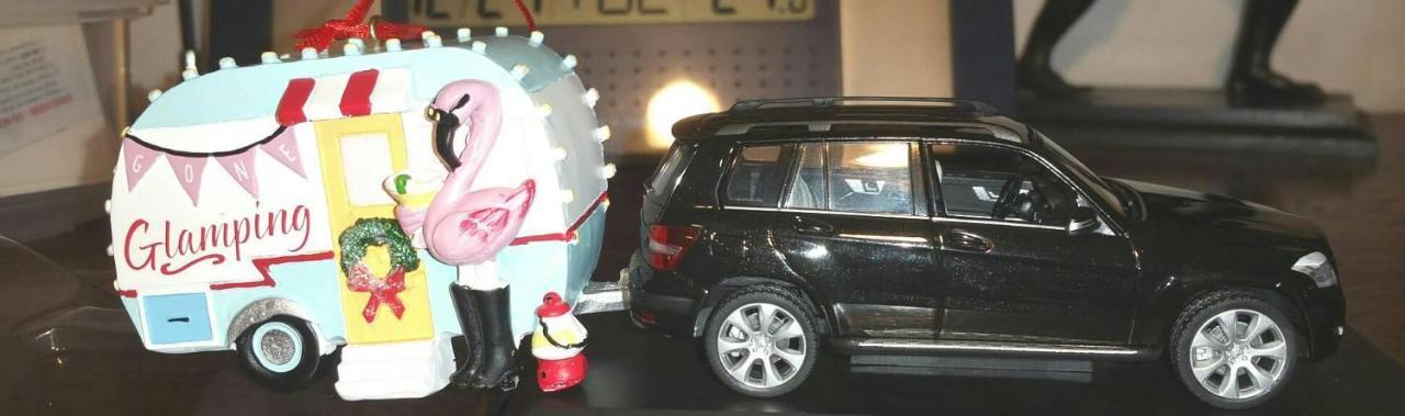 Camping Aviator, Numai Teren, Campare Pentru Rulote Autorulote Personale, Campingul Nu Are Rulote !!! Buşteni Eksteriør billede